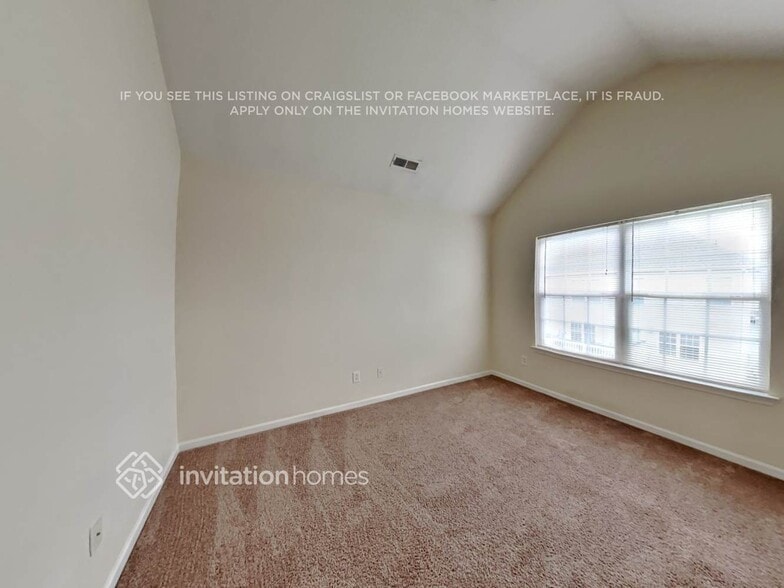 Building Photo - 121 Saye Pl