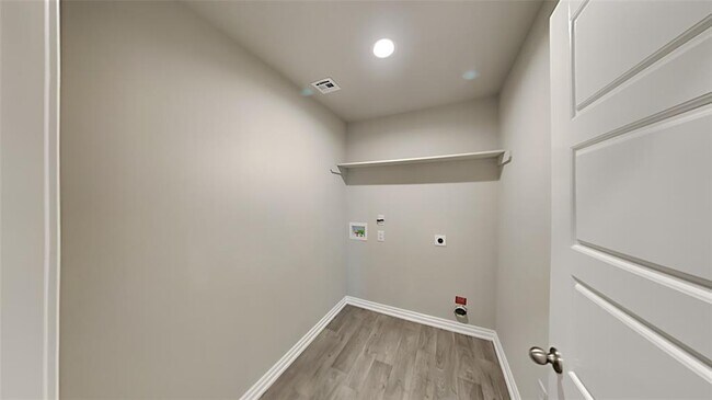 Building Photo - 4221 Moonlight Rd
