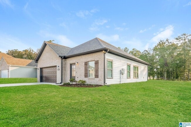 Primary Photo - 142 Kings Wy