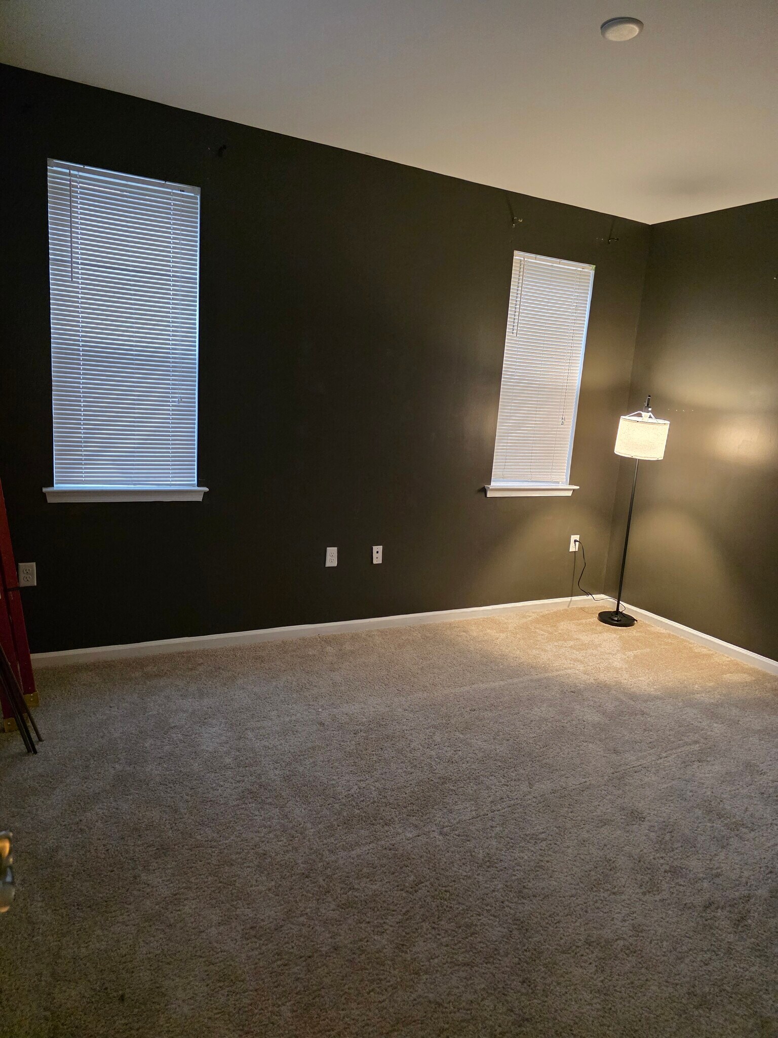 Building Photo - 730 Lacy Oak Dr