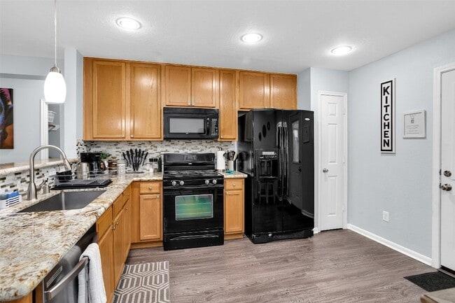 Building Photo - 3015 Beacon Grove St