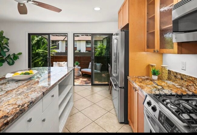 Building Photo - 2464 Caminito Ocean Cove