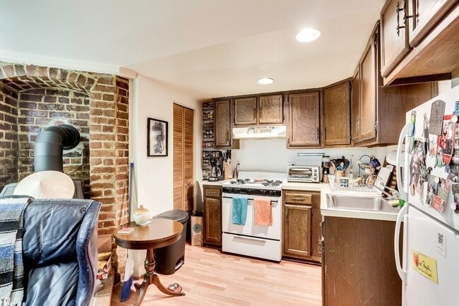 Building Photo - 1726 Willard St NW