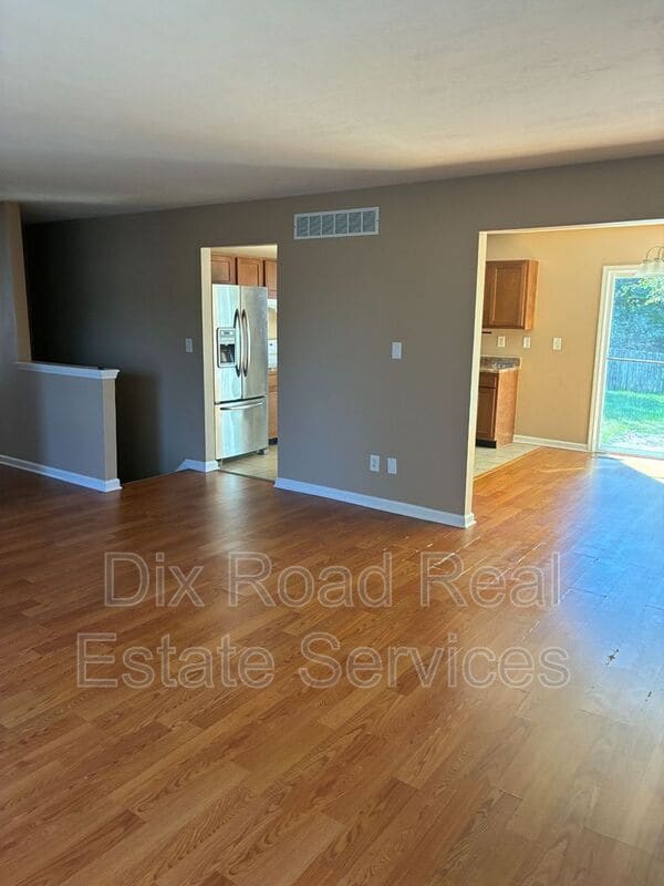 Building Photo - 2747 Tantivy Terrace