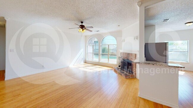 Building Photo - 6717 Smallwood Dr