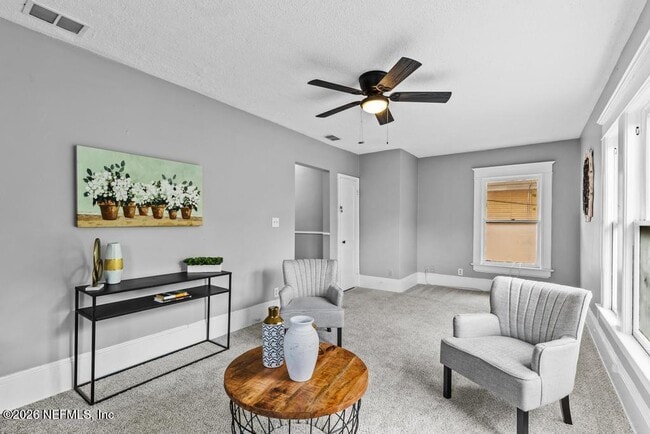 Building Photo - 2770 College St