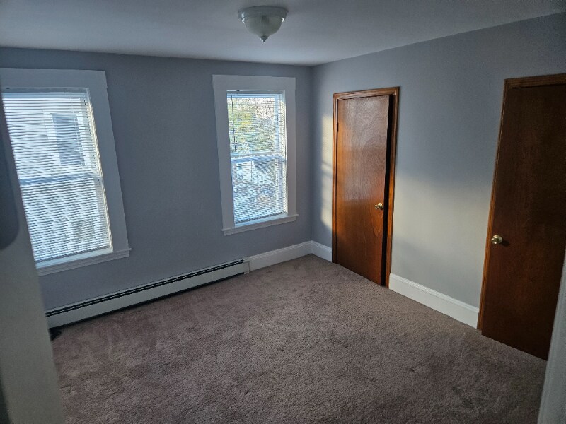 Building Photo - 60 Cottage St