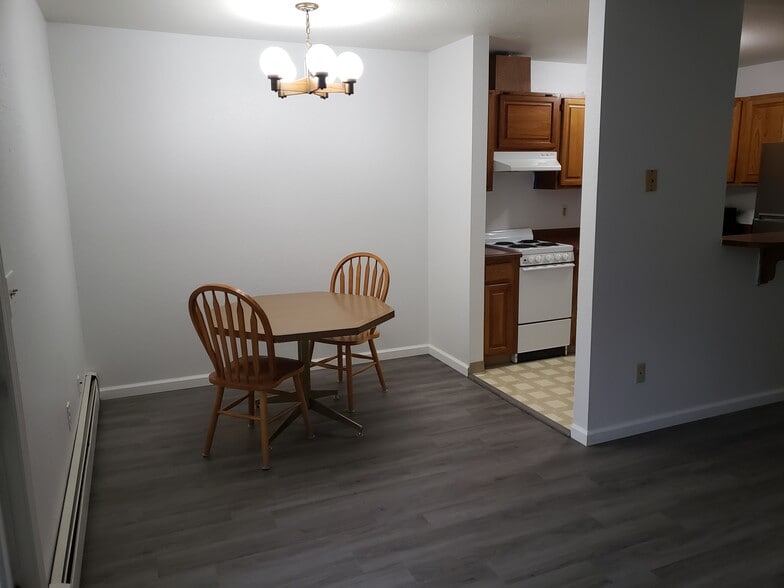 Building Photo - 6151 E Paige Cir