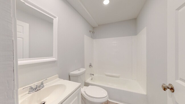 Building Photo - 73 Barth Wy