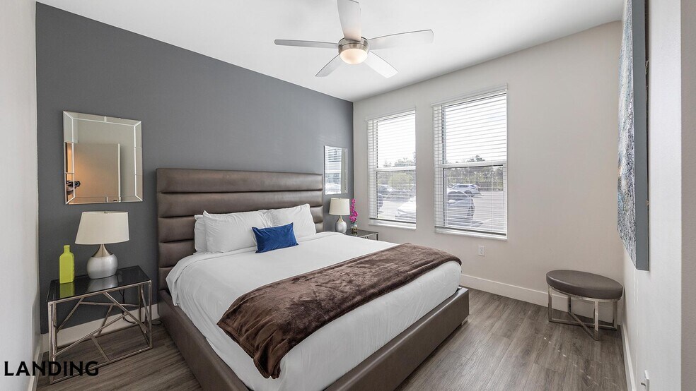 Building Photo - 4950 W Prescott St