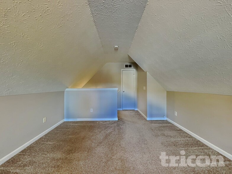 Building Photo - 280 Lassiter Dr