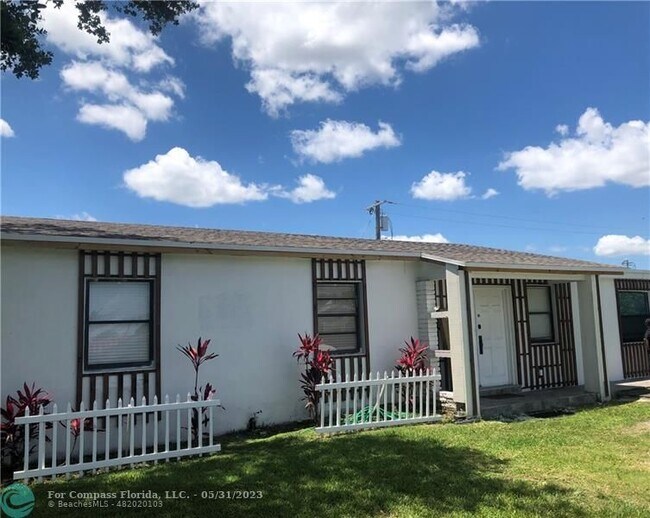 Primary Photo - 7350 SW 39th Terrace