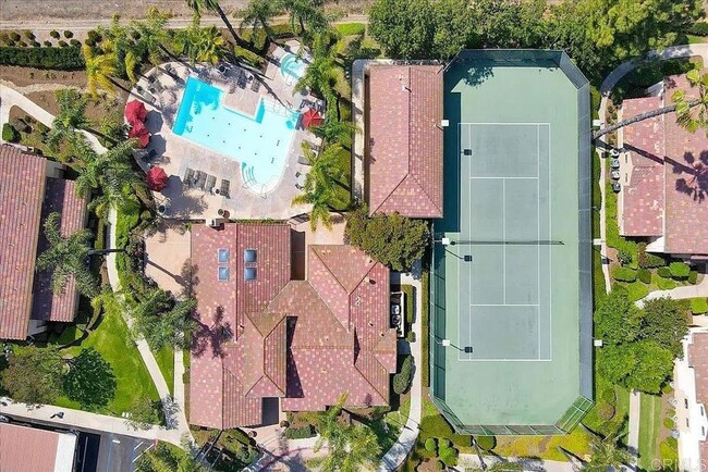 Building Photo - Villa Montevina 2 Bedroom Condo