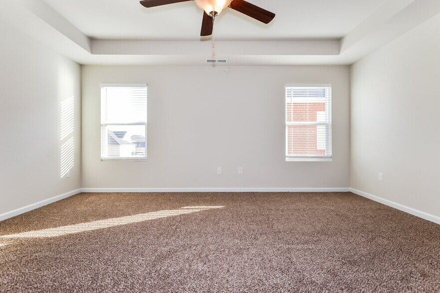 Building Photo - 461 Townsend Bend