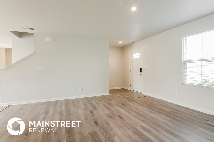 Building Photo - 13781 N Rising Sun Cir E