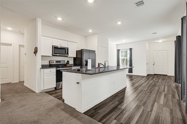 Building Photo - 7311 Roseshine Dr