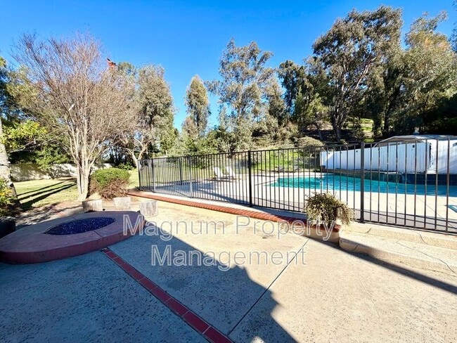 Building Photo - 30219 Corte Cantera