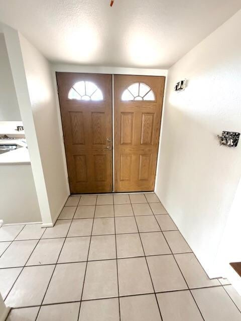 Building Photo - 1840 S Las Palmas Cir