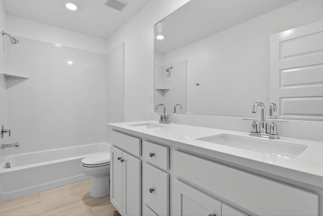 Building Photo - Brand New 4br Home - Waterways at Westlake