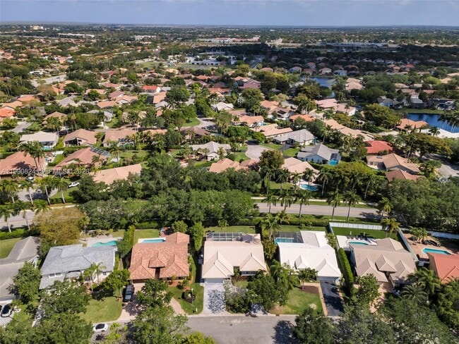 Building Photo - 10425 NW 48th Manor