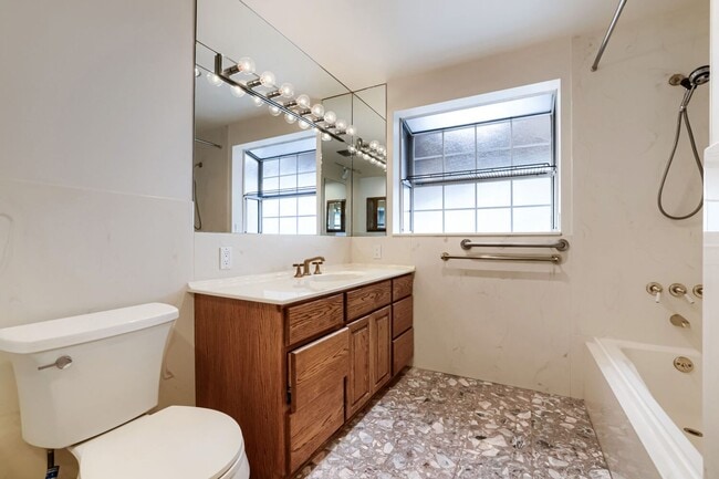 Building Photo - Charming 4-Bedroom, 3-Bath Home + Den in Alki Neighborhood with Panoramic Puget Sound Views!