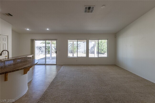 Building Photo - 718 Tiffany Bend St