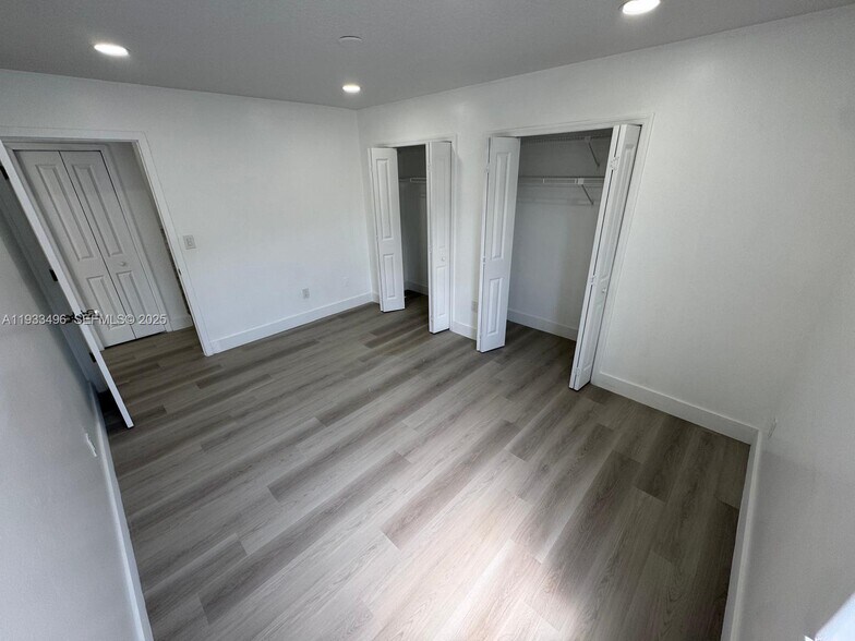 Building Photo - 8754 NW 149th Ter