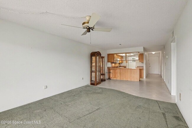 Building Photo - 2135 N Courtenay Pkwy