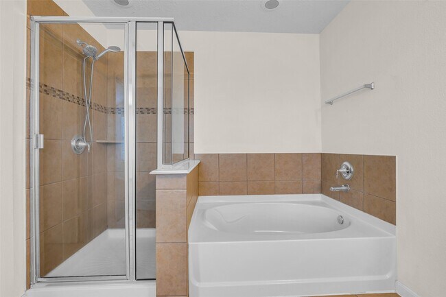 Building Photo - 6719 Path Way Ct