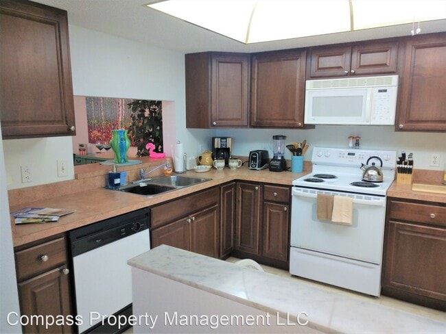 Building Photo - 2 br, 2 bath House - 307 Pine Hollow Circl...