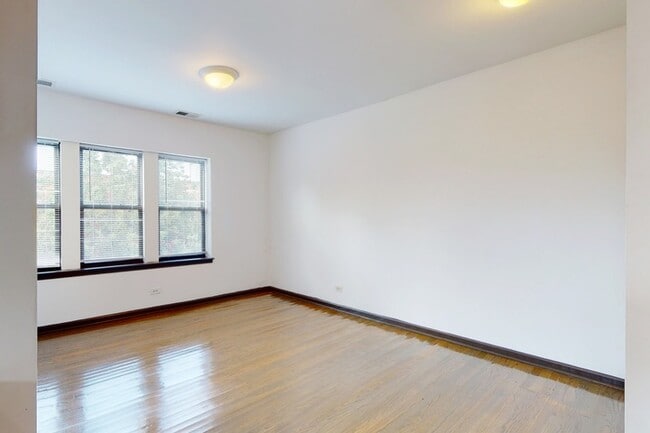 Floorplan - 5300 S. Drexel Avenue