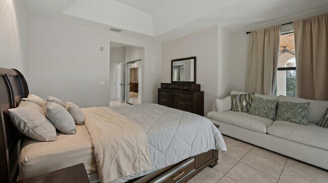 Building Photo - 2055 Regents Blvd