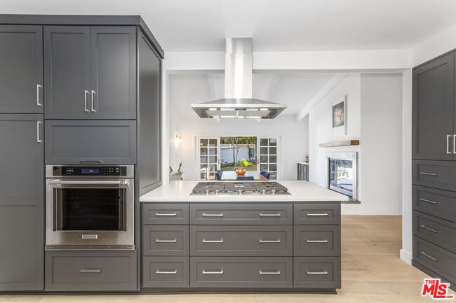 Building Photo - 23826 Burbank Blvd