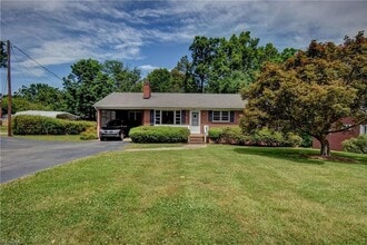 Building Photo - 2012 Richardson Dr