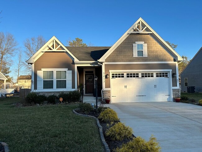 Primary Photo - Like New 2018 Built First Floor 3 Bed/2 Ba...