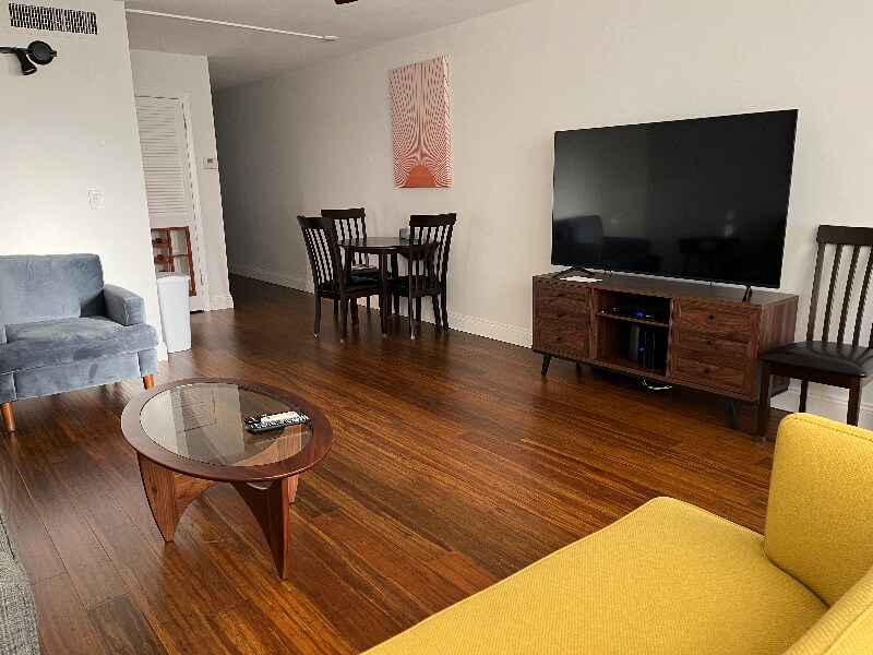 Building Photo - 6161 Gulf Winds Dr