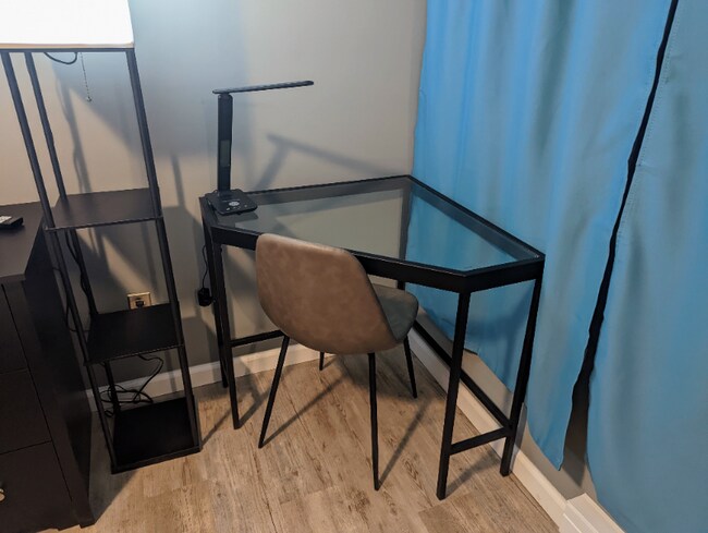 Building Photo - 39 Queen St