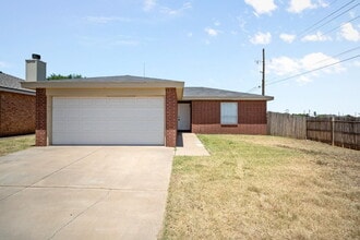 Building Photo - South Lubbock Living at its finest!