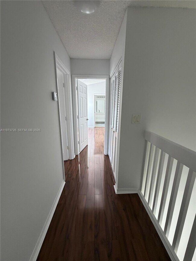 Building Photo - 1534 Weeping Willow Way