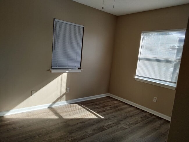 Building Photo - Cozy Retreat in the Heart of PCB! *1/2 Off...