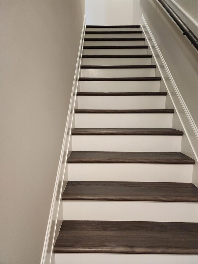 Building Photo - 2104-A  N. Kali Lane