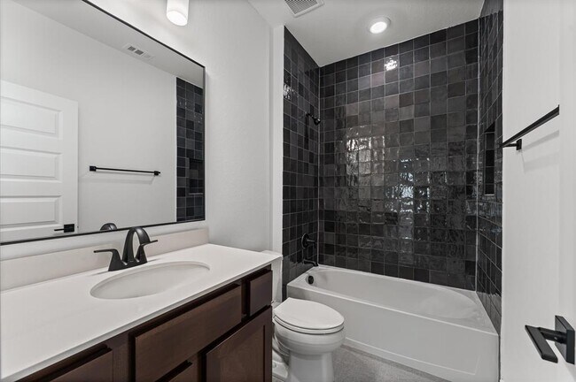 Building Photo - 8222 Sherman Pk Trl