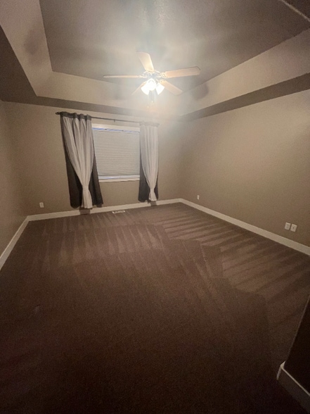 Building Photo - 2475 W 500 N