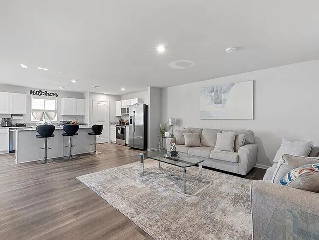 Building Photo - Lease OR Lease to Own