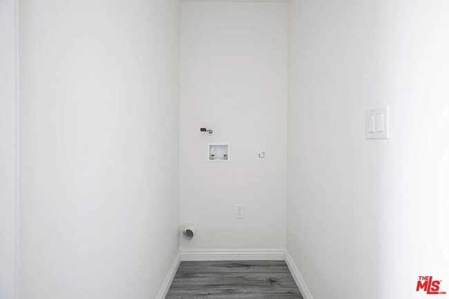 Building Photo - 6817 Bertrand Ave