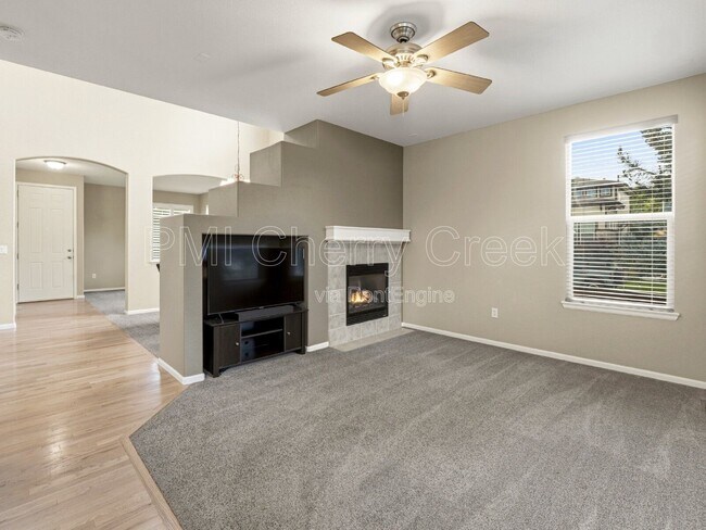 Building Photo - 10740 Southhaven Cir