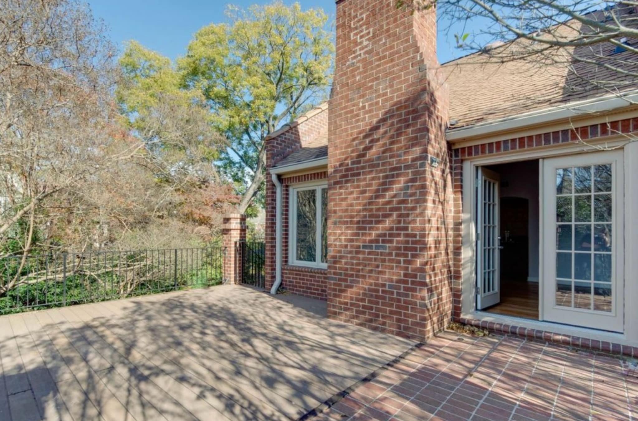 Building Photo - 315 Settlers Ln