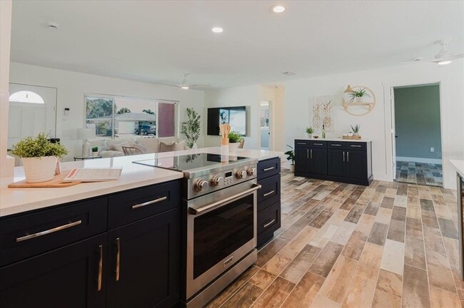 Building Photo - 411 87th Ave