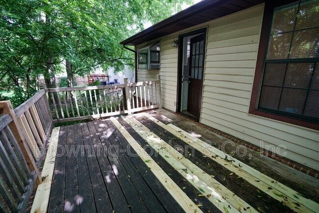 Building Photo - 3332 Oak Trees Ct