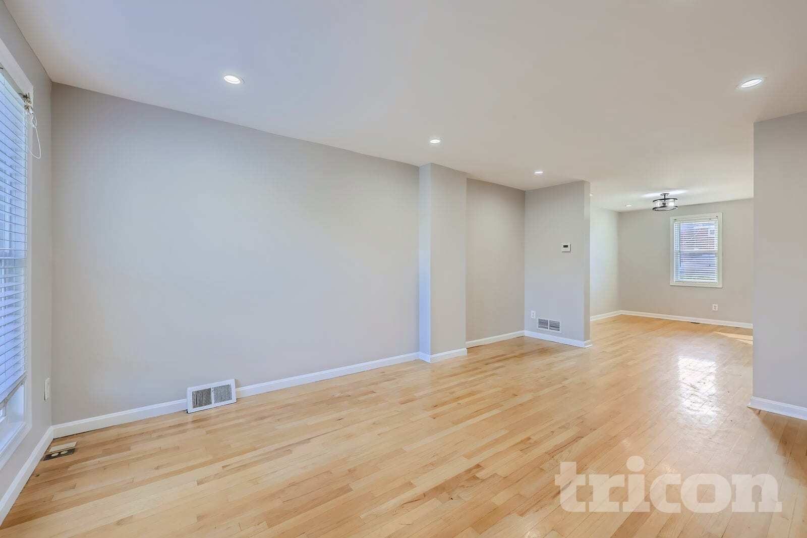 Building Photo - 7908 St Monica Dr